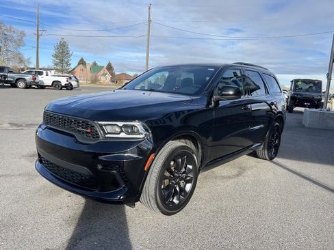 Used 2023 Dodge Durango GT w/ Blacktop Package image 4