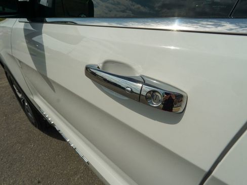 Used 2021 Jeep Grand Cherokee Limited w/ Luxury Group II image 8