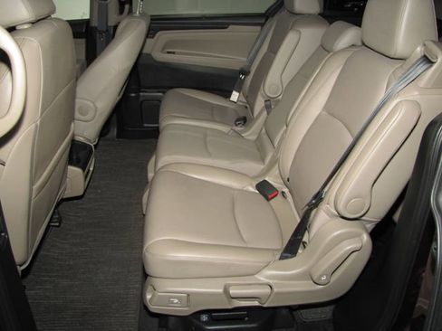 Certified 2021 Honda Odyssey EX-L image 13