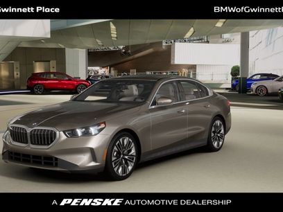 New 2026 BMW 530i xDrive w/ Premium Package