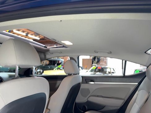 Used 2018 Hyundai Elantra Value Edition image 54