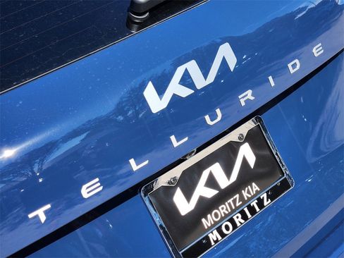 New 2025 Kia Telluride S image 7