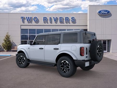 New 2026 Ford Bronco Outer Banks AWD/4WD image 4
