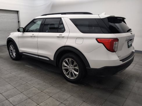 Used 2022 Ford Explorer XLT w/ Equipment Group 202A RWD image 3