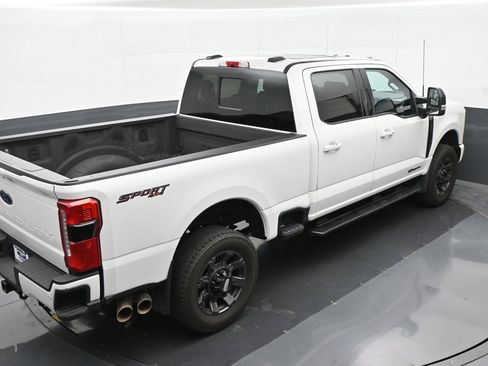 Used 2024 Ford F250 Lariat w/ Lariat Ultimate Package AWD/4WD image 34