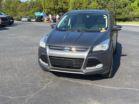 Used 2013 Ford Escape SEL FWD image 15