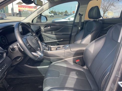 Used 2022 Hyundai Santa Fe SEL w/ Convenience + Premium Package image 4