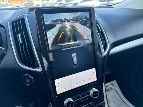 Used 2024 Ford Edge SEL w/ Convenience Package image 34