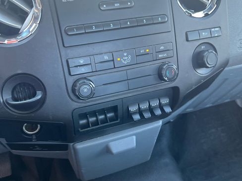 Used 2015 Ford F350 XL w/ Power Equipment Group image 17