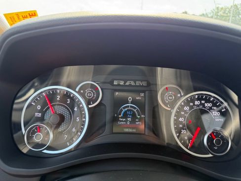 Used 2026 RAM 2500 Big Horn AWD/4WD image 17