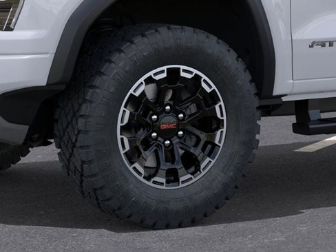 New 2026 GMC Canyon AT4 image 34