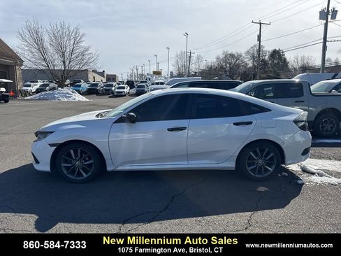 Used 2019 Honda Civic EX image 4