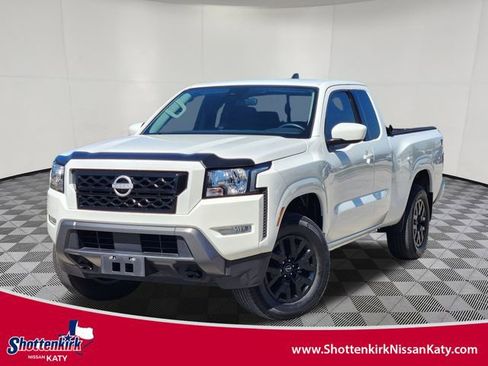 Used 2024 Nissan Frontier SV w/ SV Convenience Package image 1