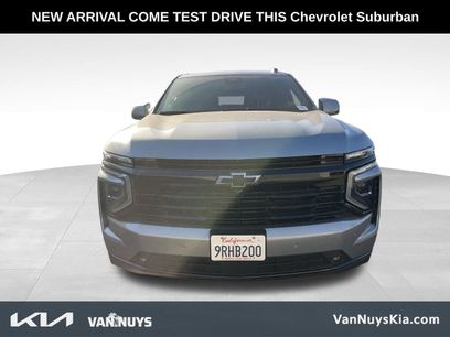 Used 2025 Chevrolet Suburban RST
