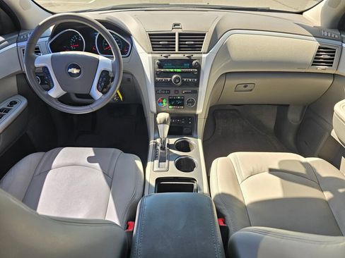Used 2012 Chevrolet Traverse LT w/ LPO, 'HIT The Road' Package AWD/4WD image 9