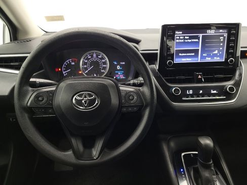 Used 2020 Toyota Corolla LE image 22