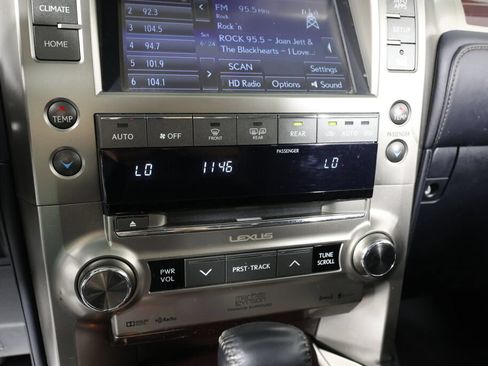 Used 2018 Lexus GX 460 Luxury w/ Preferred Accessory Package AWD/4WD image 36