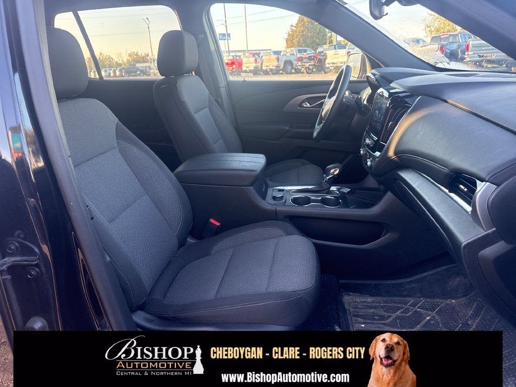 Used 2023 Chevrolet Traverse LT w/ LPO, Floor Liner Package AWD/4WD image 17