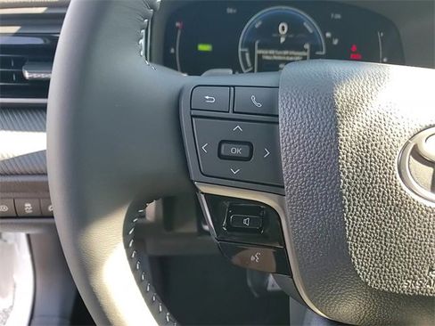 Used 2026 Toyota Camry SE image 14