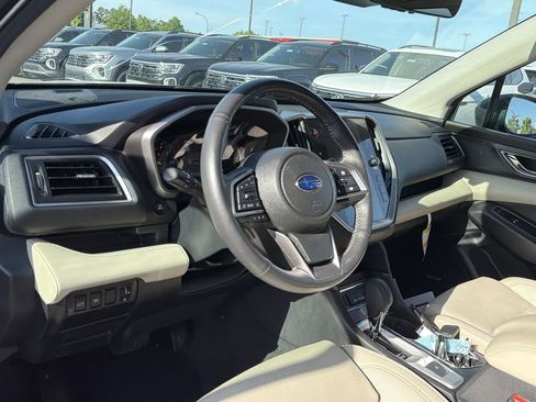 Used 2024 Subaru Ascent Limited w/ Technology Package AWD/4WD image 10