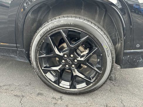 Used 2024 Chevrolet Traverse RS w/ LPO, Floor Liner Package image 31