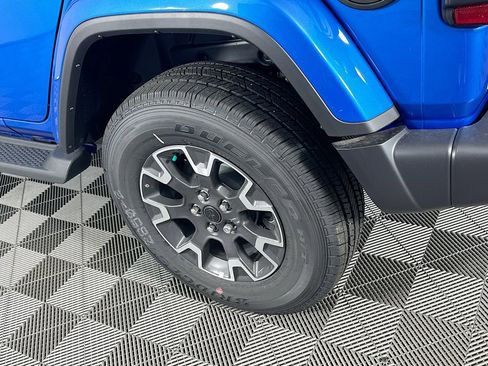 New 2025 Jeep Wrangler Sahara image 39