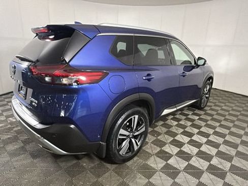 Used 2023 Nissan Rogue Platinum w/ Platinum Premium Package AWD/4WD image 2