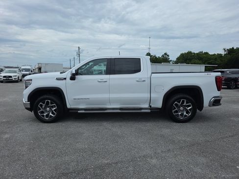 Used 2023 GMC Sierra 1500 SLT AWD/4WD image 5