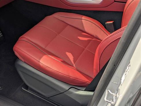 New 2026 Mercedes-Benz GLS 580 4MATIC image 4