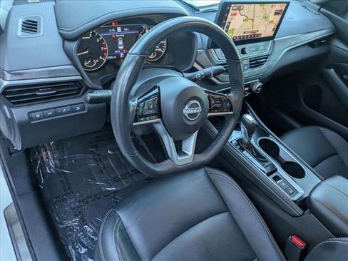 Used 2024 Nissan Altima 2.5 SL image 10