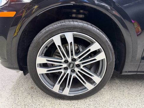Used 2018 Audi SQ5 Premium Plus w/ Navigation Package AWD/4WD image 37