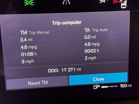 Used 2023 Volvo XC60 B6 Ultimate w/ Climate Package image 13