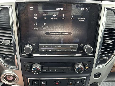 Used 2020 Nissan Titan SL w/ Moonroof Package image 29