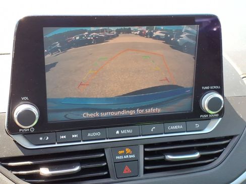 Certified 2022 Nissan Altima 2.0 SR FWD image 19