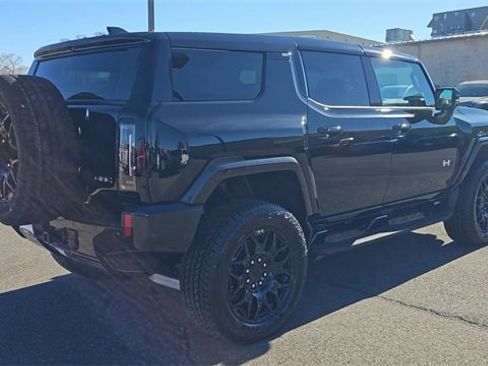 New 2024 GMC Hummer EV 2X image 8