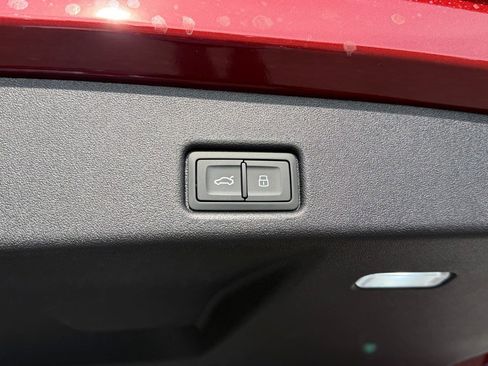 New 2025 Audi SQ5 Premium Plus image 16