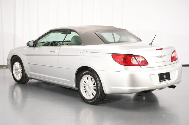 Used 2008 Chrysler Sebring Touring FWD image 20