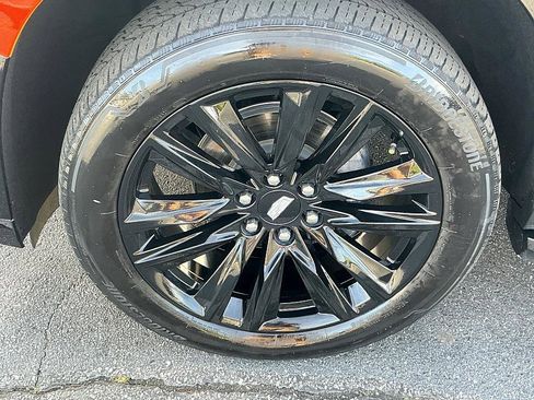 Used 2023 Cadillac Escalade ESV Sport image 7