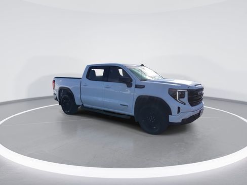 Used 2023 GMC Sierra 1500 Elevation image 2