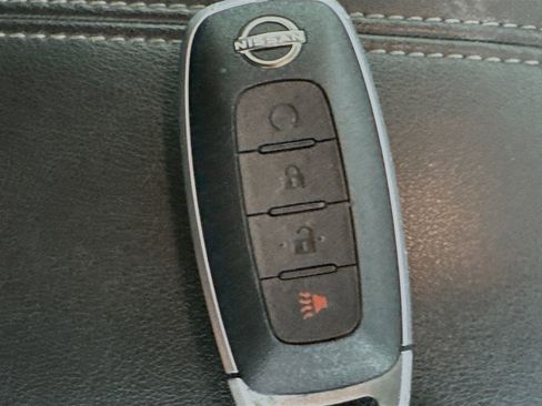 Used 2024 Nissan Pathfinder SV FWD image 37