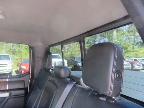 Used 2019 Ford F150 Lariat image 30