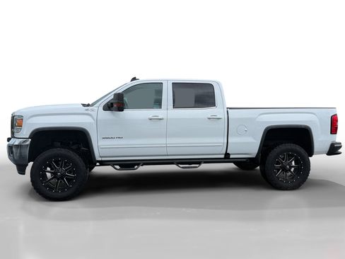 Used 2017 GMC Sierra 2500 SLE w/ HD SLE Preferred Plus Package image 2