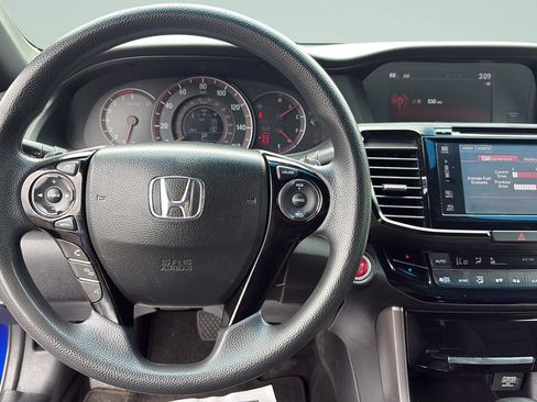 Used 2016 Honda Accord EX image 11