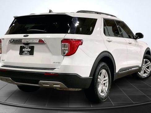 Used 2023 Ford Explorer XLT w/ Equipment Group 202A image 2