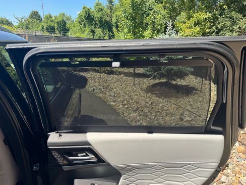 New 2025 Mitsubishi Outlander AWD image 16