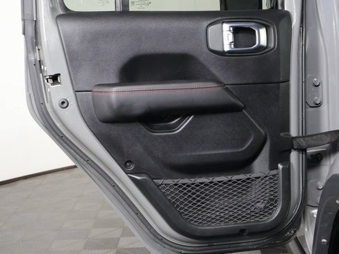 Used 2021 Jeep Wrangler Unlimited Rubicon AWD/4WD image 13