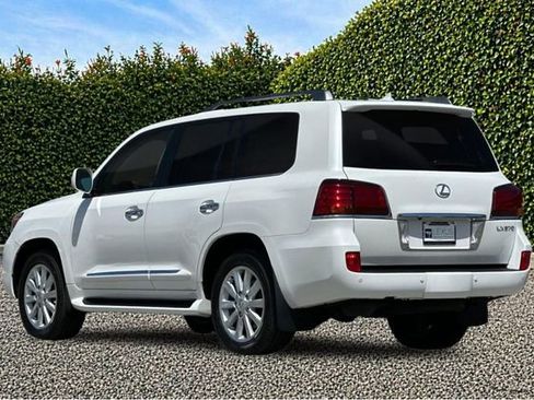 Used 2011 Lexus LX 570 4WD image 6
