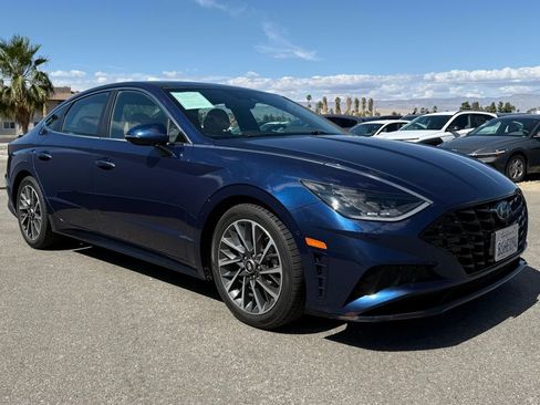 Used 2020 Hyundai Sonata Limited FWD image 2