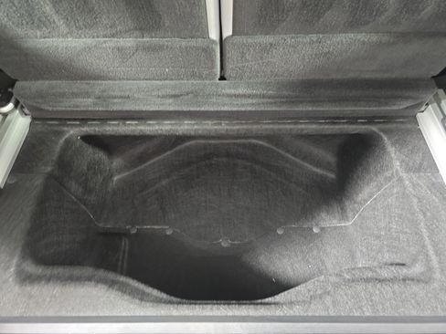 Used 2024 Rivian R1S Adventure AWD/4WD image 26