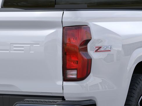 New 2026 Chevrolet Colorado Z71 w/ Z71 Convenience Package 2 AWD/4WD image 13